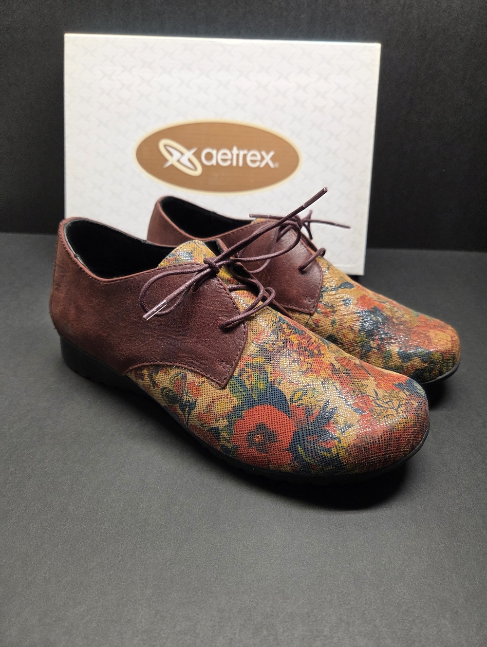 Aetrex Erin Womens Leather Floral Toe Lace Up Orthotic Oxford Size 7